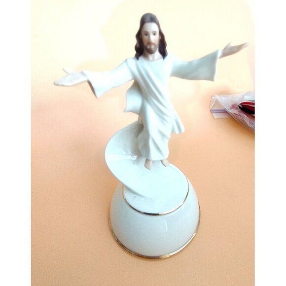 Ardleigh Elliot Footsteps In The Sand Heirloom Porcelain Music Box 2002 - Picture 2 of 15